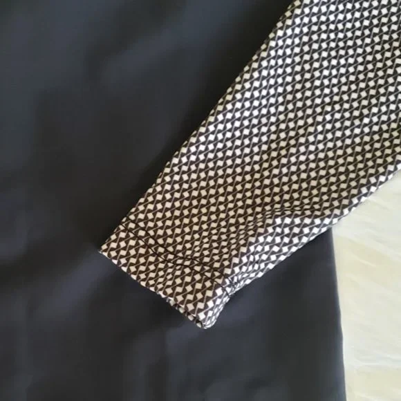 SOLD Seea Womens Top XS Doheny Rash Guard Black Colorblock Raglan Sleeve NEW - Picture 4 of 13